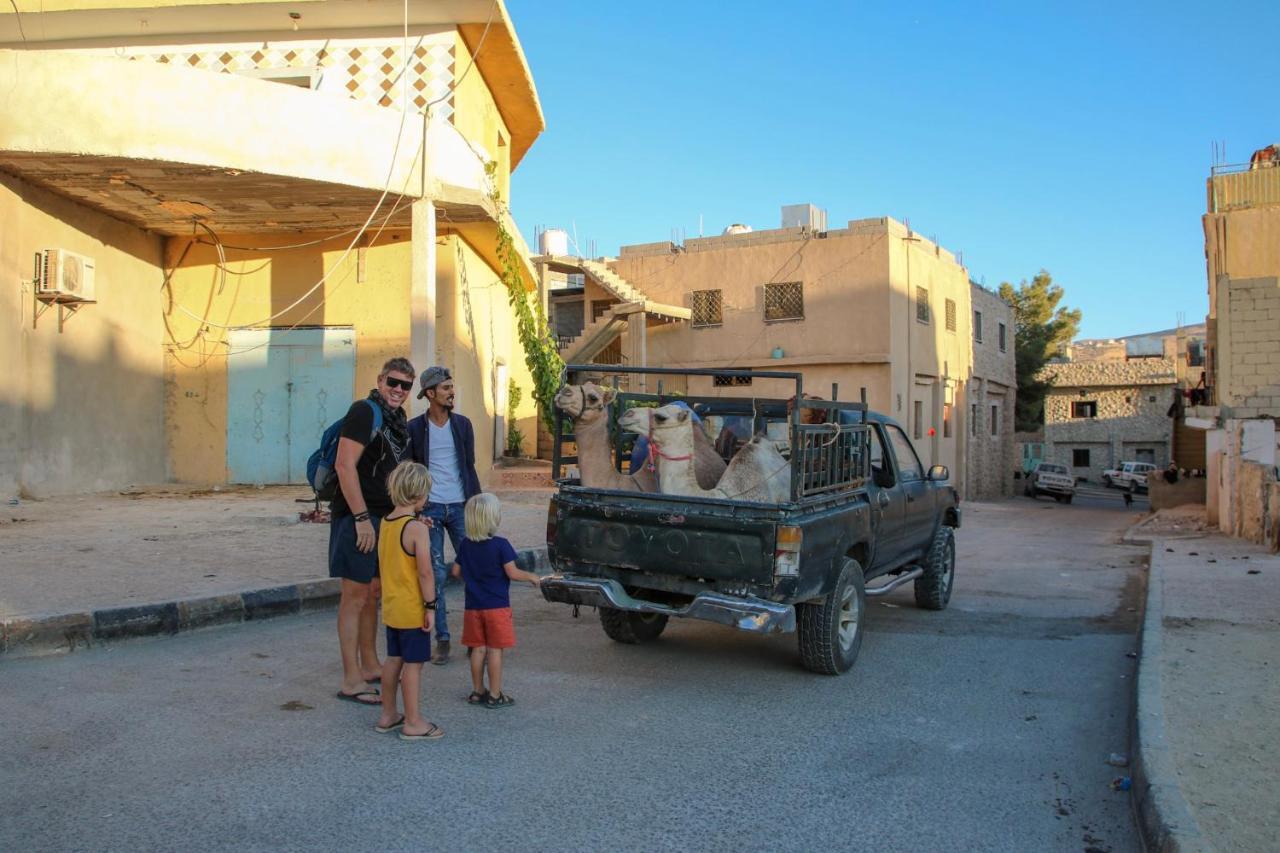 Bed and Breakfast Petra Family House Esterno foto